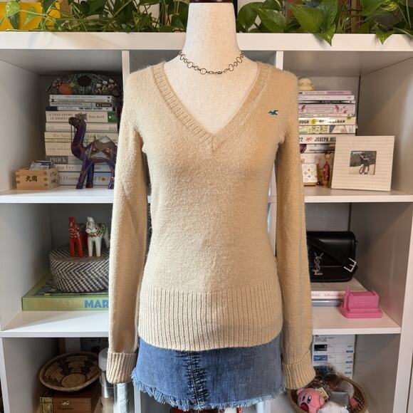 Hollister Co. Y2K 2000s Rare Vintage V-neck Logo Preppy Sweater - Tan Wms Medium - Picture 1 of 9